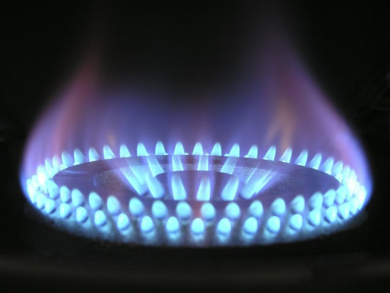 CONSUMUR valora positivamente la bajada del IVA del gas pero considera que no debería limitarse sólo a tres meses